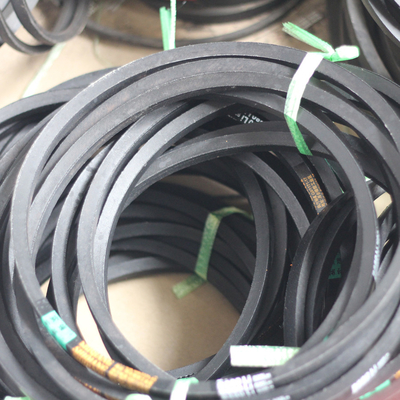 Klassieke ingepakte Fan V Ribbed Belt V-gordel Z A B C D E met type en weerstandspanning